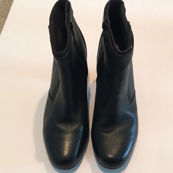 clarks kalea gillian bootie